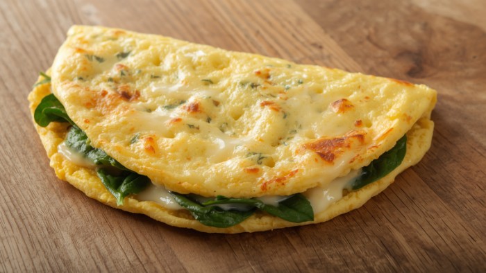 Recette omelette énergisante aux épinards et fromage chèvre de Sophie pour petit-déjeuner qui améliore le sommeil
