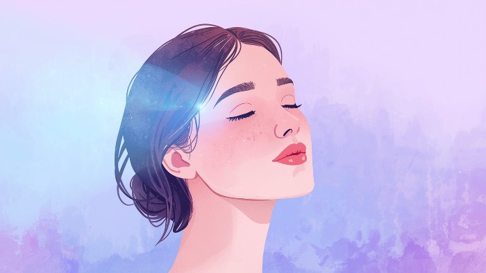 Femme en méditation avec lumière bleue sur le côté gauche de la tête symbolisant l'énergie émotionnelle et spirituelle